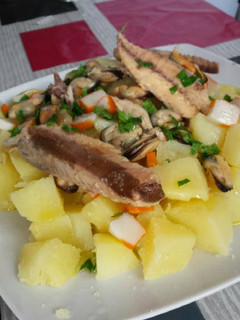 Una foto de Papas aliñadas a la marinera