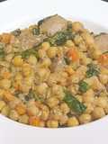 Estofado de pollo y garbanzos con leche de coco
