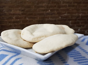 Una foto de Pan Árabe FÁCIL Y RÁPIDO