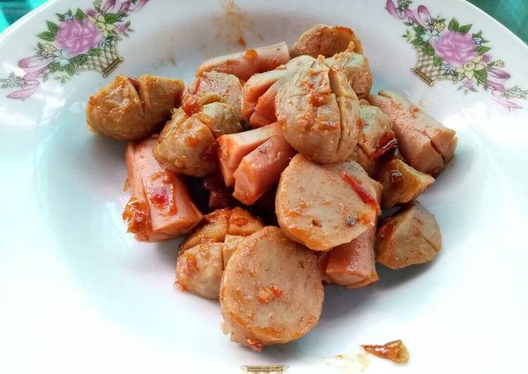 Tumis sosis bakso sambal pedas