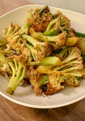 椰菜花炒五花腩 的食譜成品照片