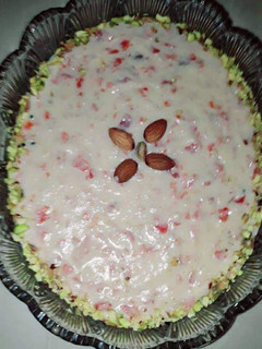 A picture of Gajreela kheer.