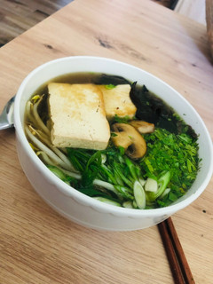 Vegetáriánus Pho recept fotója