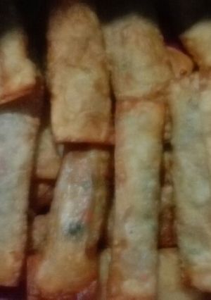 A picture of Chicken vegetables Rolls.