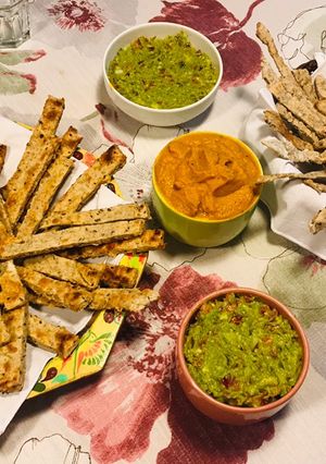 Una foto de Dip de zanahoria🥕 y Guacamole🥑