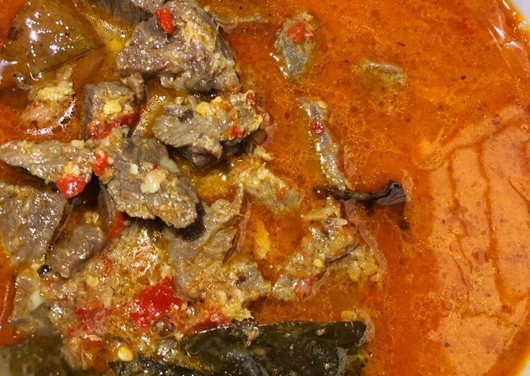 Gulai daging