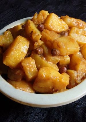 পেঁপের ডালনা (Peper dalna recipe in Bengali) রেসিপির প্রধান ছবি