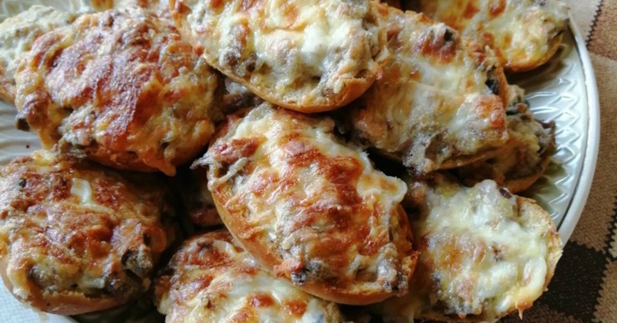 Вкусные и быстрые горячие бутерброды в духовке | Poperchi | Дзен