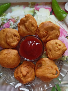 खीरा के पकौड़े (kheera ke pakode recipe in Hindi) रेसिपी मुख्य फोटो