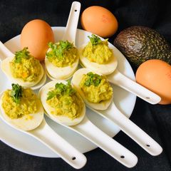 A picture of Avacado Deviled Egg.