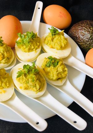 A picture of Avacado Deviled Egg.