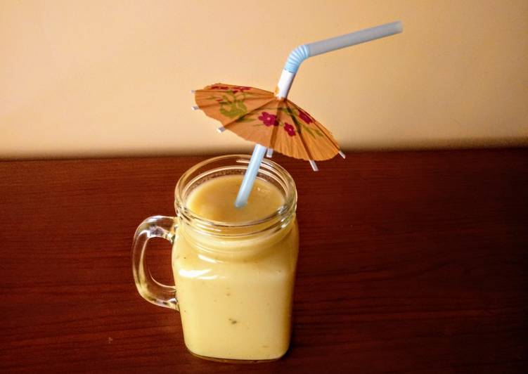 Batido de piña, manzana y plátano de Ana