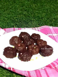 Una foto de Galletas de frutos secos y chocolate sin horno