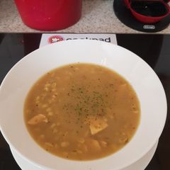A picture of My Flavoured Chicken Barley Soup 🙄.