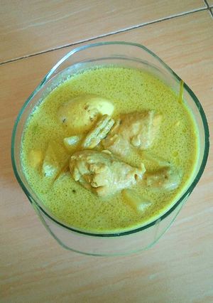 Foto resep Opor ayam, telur dan kentang