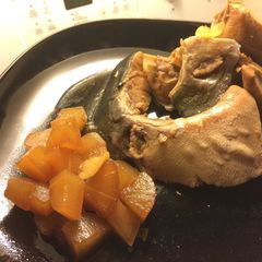 A picture of Washoku Recipe - Yellowtale with Daikon raddish (Buri-Daikon).
