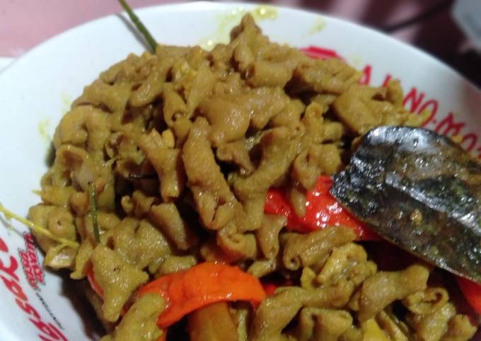 Usus Ayam Bumbu Kuning