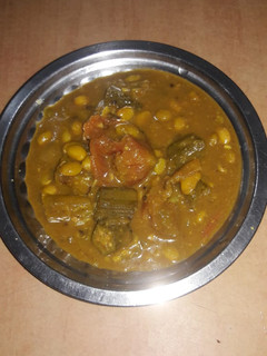 செட்டிநாடு ஸ்பெஷல் மொச்சை மண்டி (Chettinadu mochai mandi recipe in tamil) செய்முறை முக்கிய புகைப்படம்