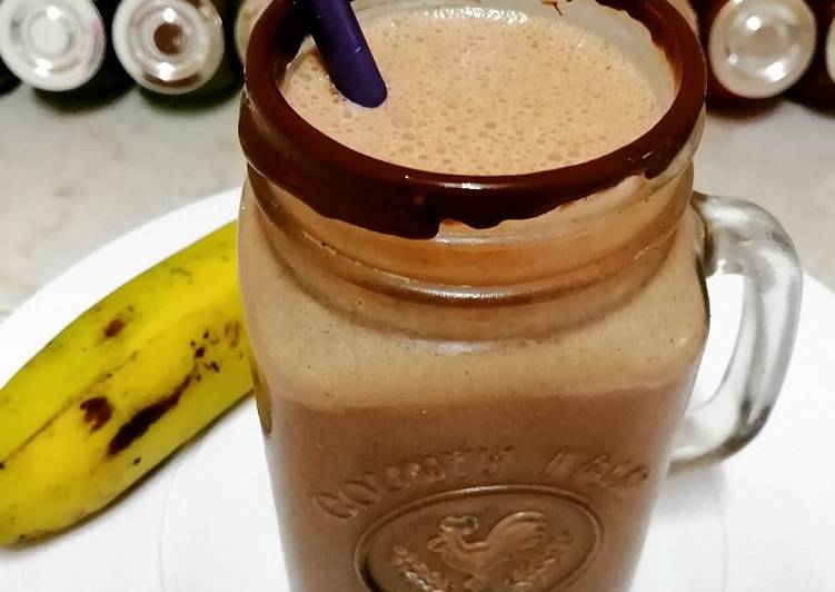 Recipe of Ultimate Chunky monkey banana smoothie