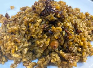 Foto principal de Arroz con Calamares en su Tinta en Airfryer