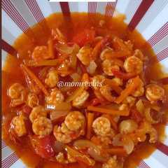 A picture of Udang asam manis wortel.