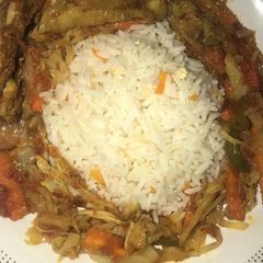 A picture of Chicken cabbage sauce.