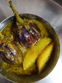 A picture of Brinjal curry.