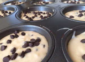 Una foto de Muffins veganos con chips de chocolate