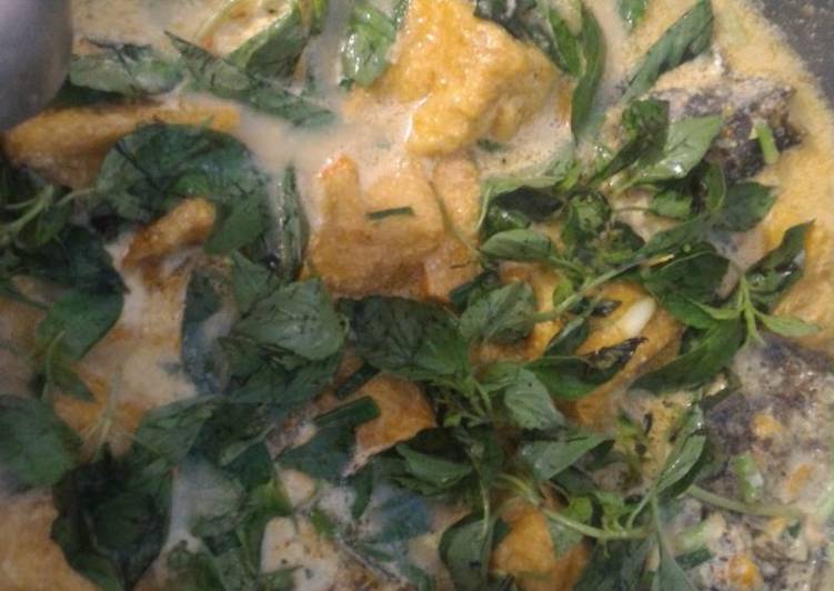 Langkah Mudah untuk meracik Mujaher tahu santan pedas yang mudah