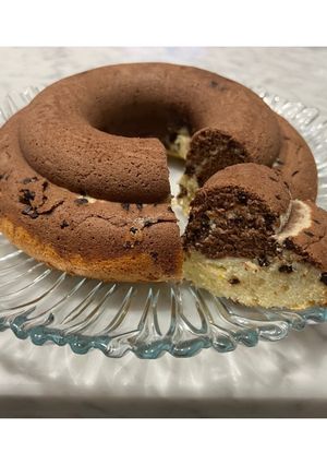 Foto di Ciambella Nuvoletta bicolore (sofficissima) ☁️🍋🍫