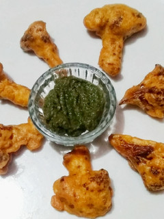 गोभी पकोड़े (Gobhi pakode recipe in Hindi) रेसिपी मुख्य फोटो