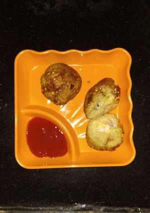A picture of Cheesy bread roll.