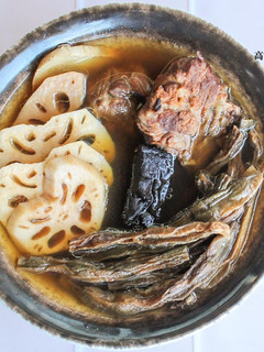 【老菜脯長豆菜乾蓮藕排骨湯】大暑節氣燉湯,清熱祛燥,湯頭濃郁又清甜 的食譜成品照片