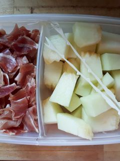 Una foto de 13. Melón con jamón