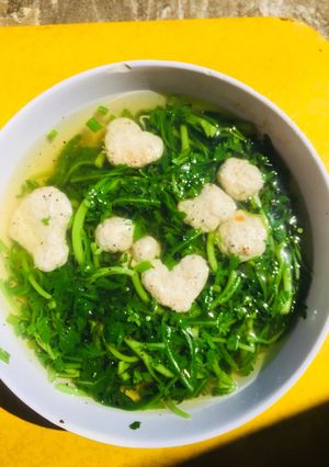 Hình của món Canh tần ô chả gà.