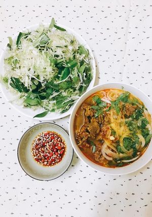 Hình của món Bún bò - kiểu miền Trung.