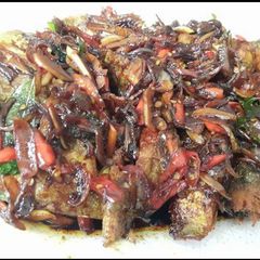 A picture of Black pomfret in spicy soy sauce #newcookschallenge.