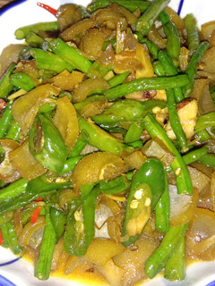 Foto resep Oseng kikil kacang pajang cabe hijau