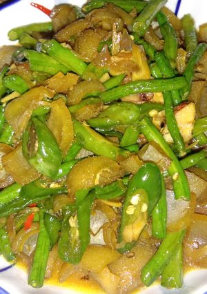 Foto resep Oseng kikil kacang pajang cabe hijau