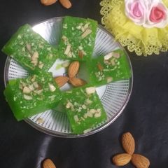 A picture of Bombay karachi halwa.