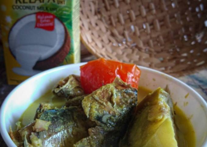 Masak Lemak Cili Padi Ikan Masin dan Terung Bulat