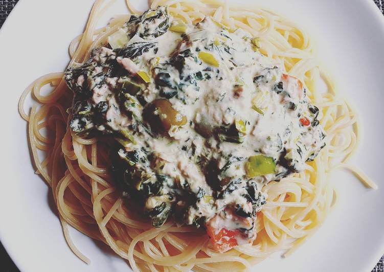 Tuna and olive pasta