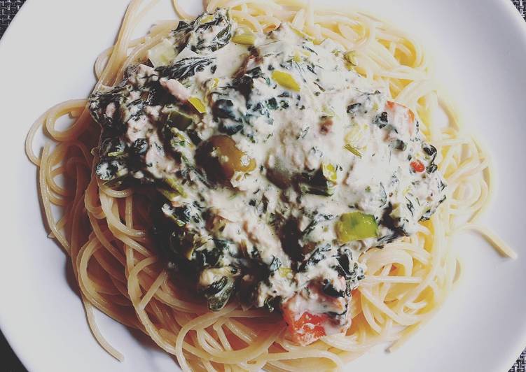 Recipe of Homemade Tuna and olive pasta