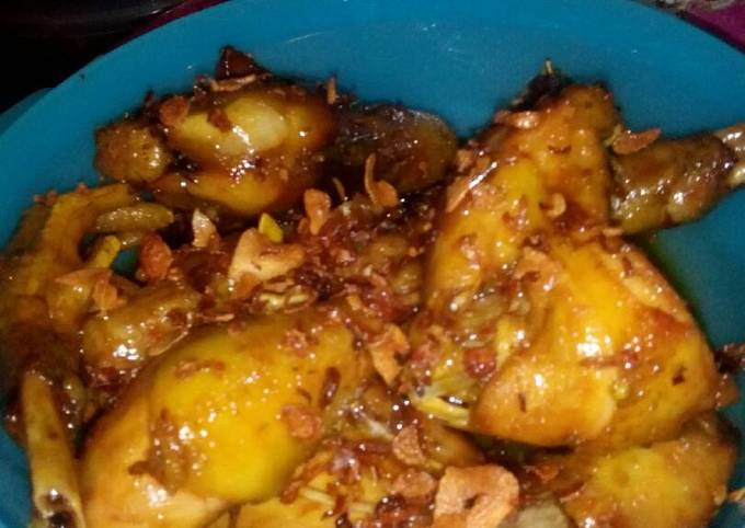 Anti Ribet, Bikin Ayam goreng bumbu rujak Menu Enak