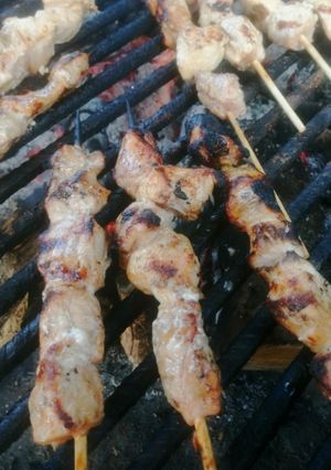 Una foto de Brochetas mixtas