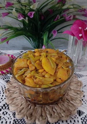 A picture of Dudhike chilke(skin) ki sabji.