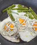 Spadellata di uova e asparagi con avanzo della farcia dei ravioli