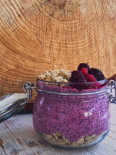 Una foto de Pudding de chía con frutos del bosque