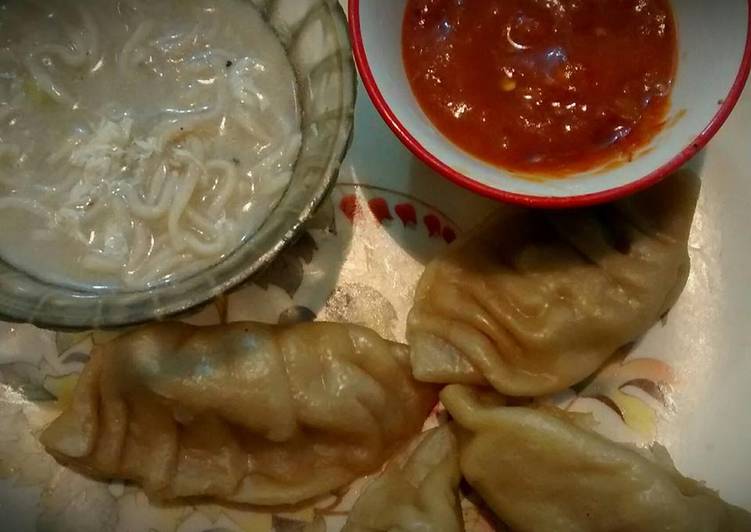 How to Make Homemade Steamed Chicken Momo