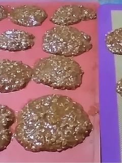 A picture of No Bake Cookies.